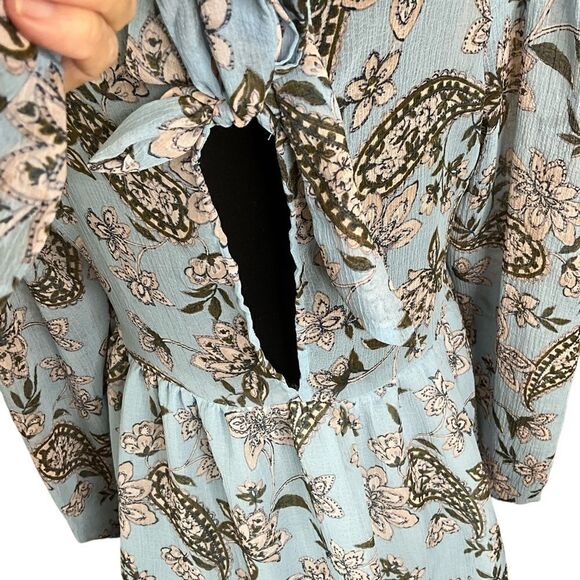 American Eagle Blue Floral Paisley Babydoll Top Size M Bow Tie Back - Picture 11 of 15